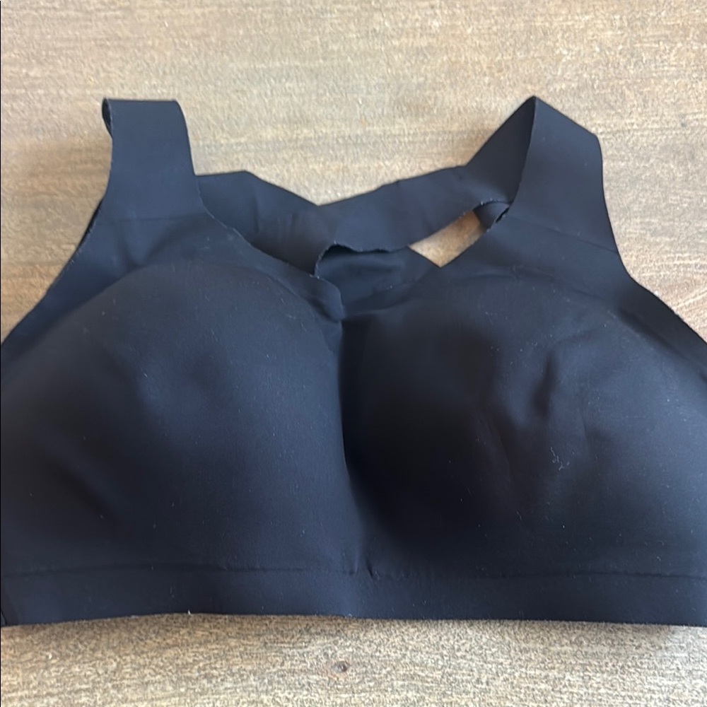 Lululemon Black Cross-Back Bra